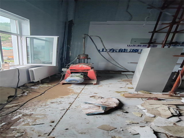 达坂城地基基础下沉墙体裂缝加固注浆顶升施工